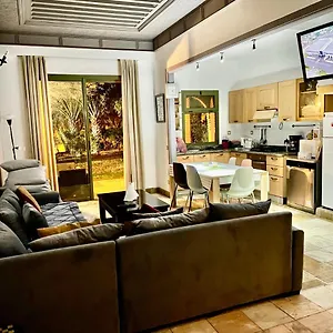 Appartement Au Coeur De La Palmeraie De Marrakech, Marrakesh